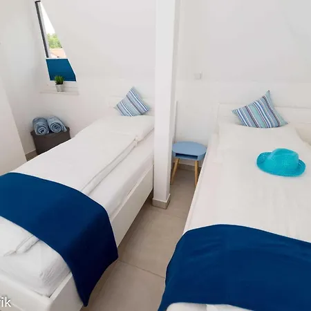 Galerieferienwohnung Bonfire Im Herzen Des Ostseebades *