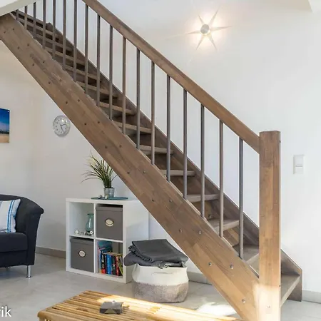 Galerieferienwohnung Bonfire Im Herzen Des Ostseebades Rerik